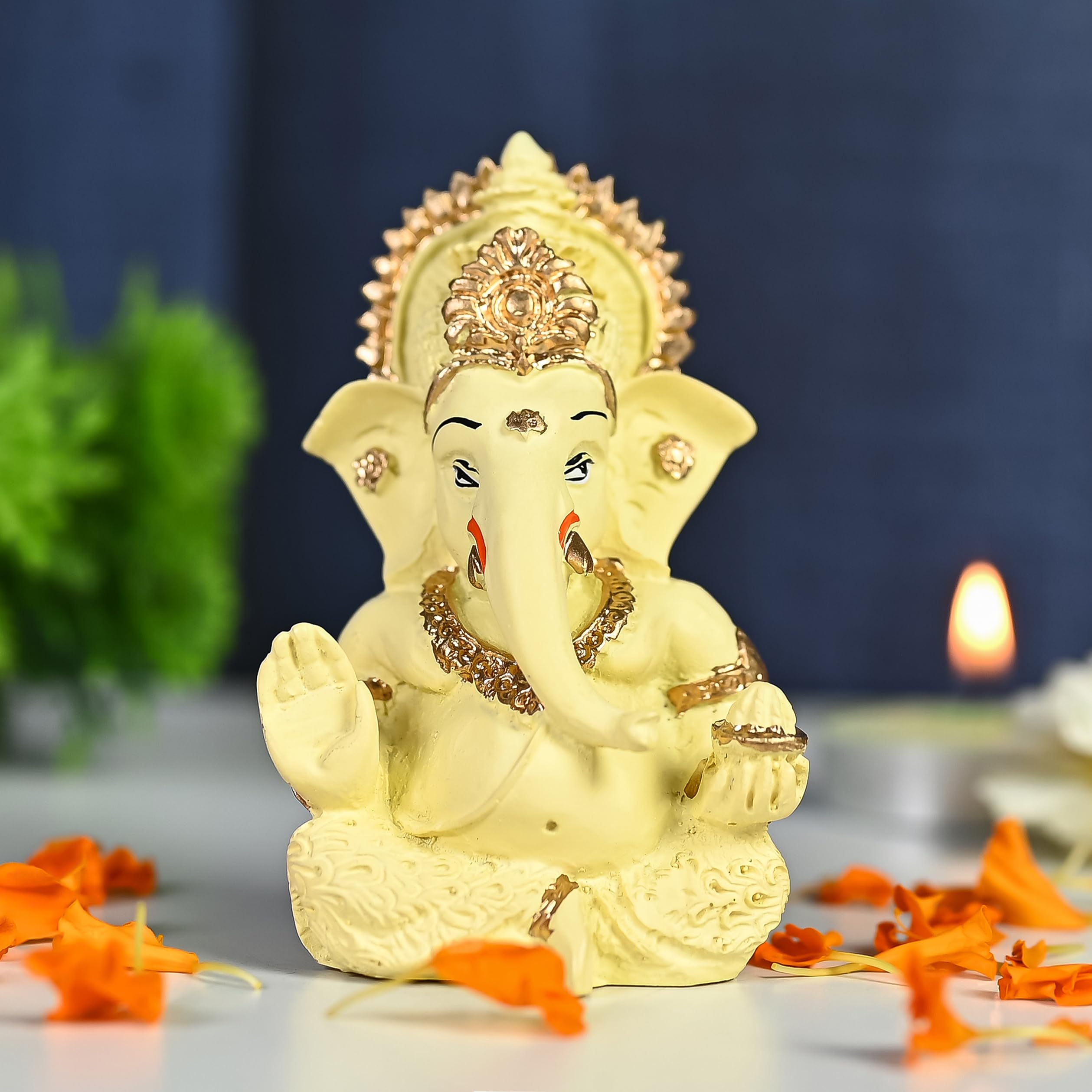 Exquisite resin Hiran Statues